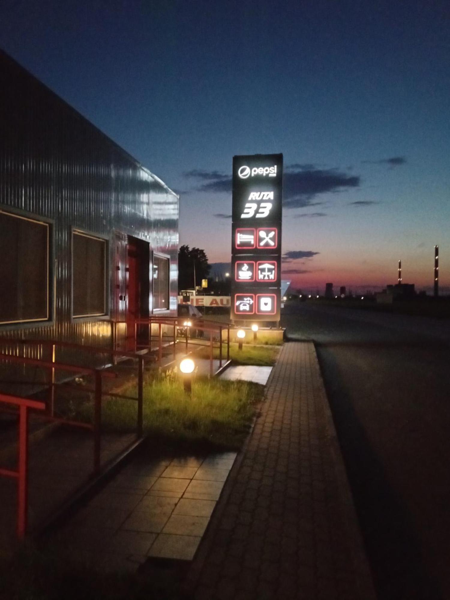 أراد Motel Ruta 33 المظهر الخارجي الصورة